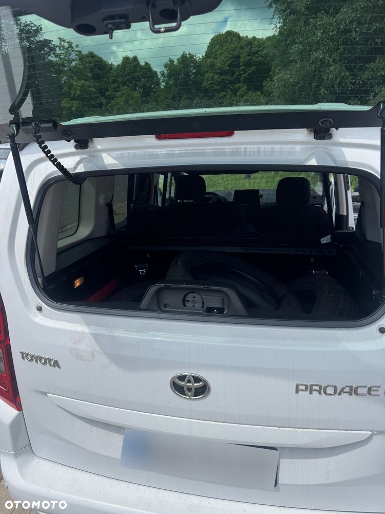 Toyota Proace City Verso 1.2 D-4T Business - 8