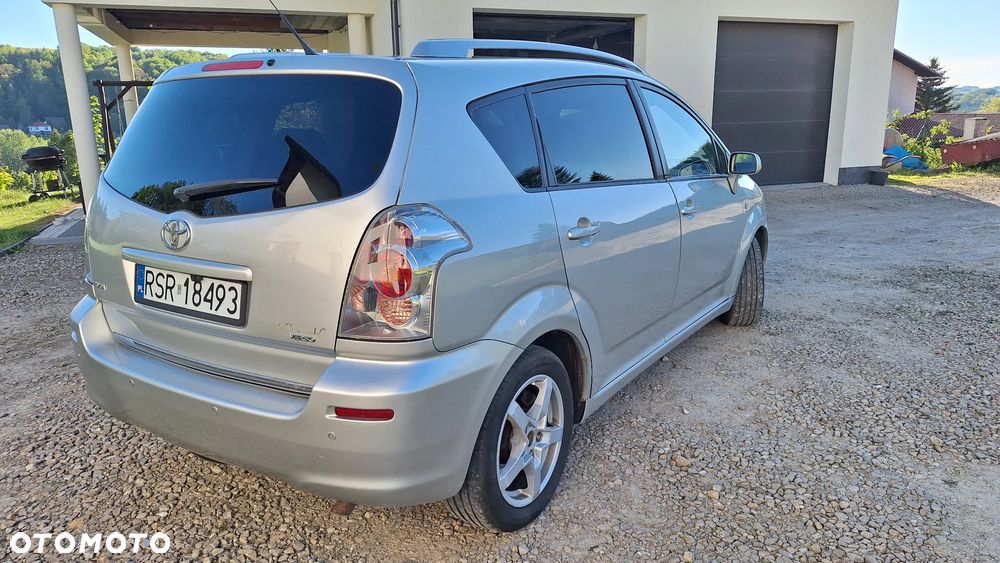 Toyota Corolla Verso 1.8 Gold 7os - 24