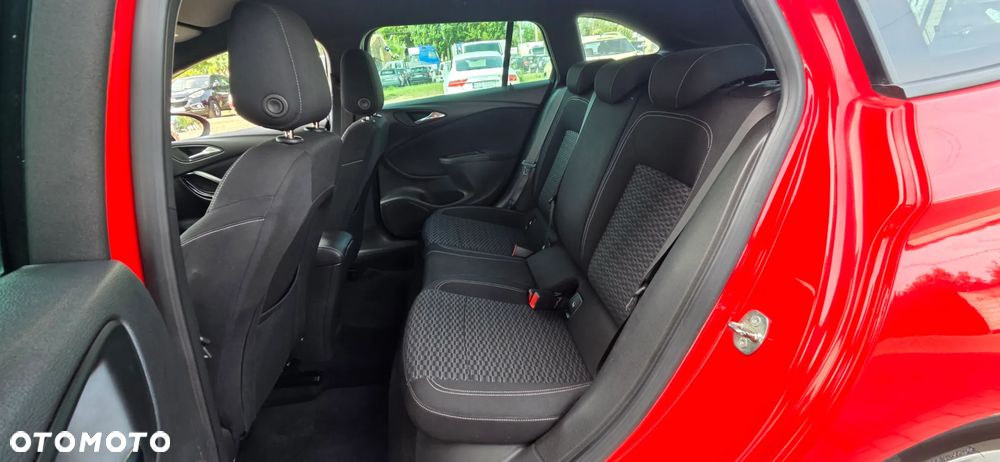 Opel Astra 1.4 Turbo Start/Stop 120 Jahre - 32