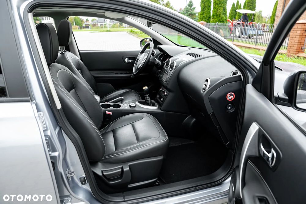 Nissan Qashqai 2.0 4x4 360 - 24