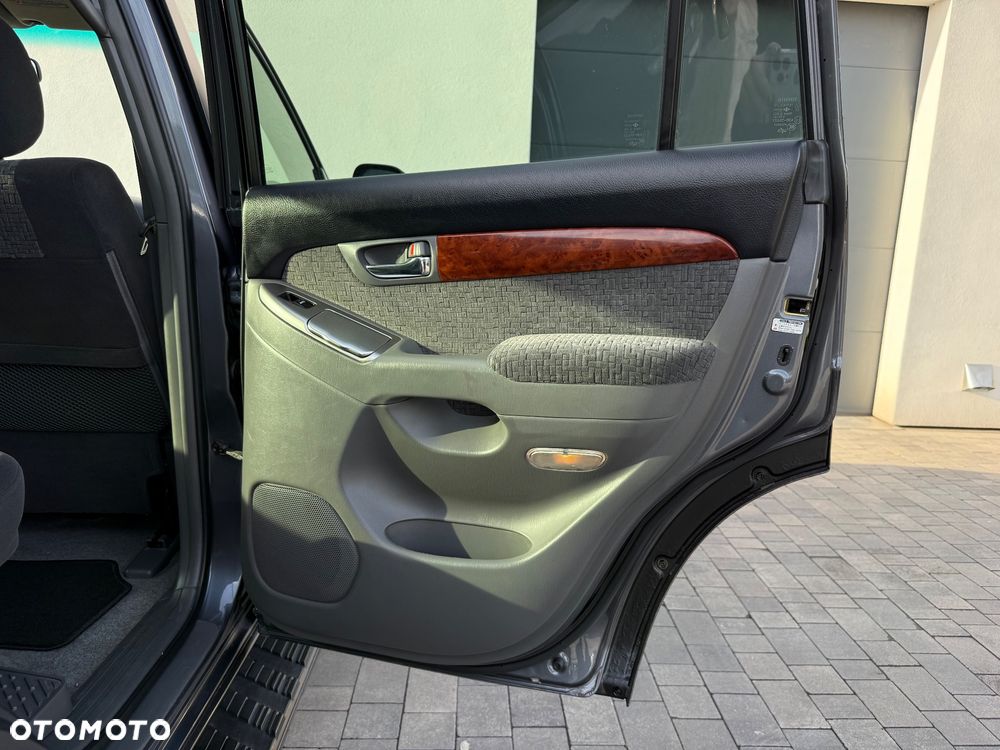 Toyota Land Cruiser D-4D Executive - 33
