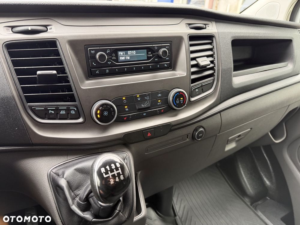Ford Transit Custom - 16