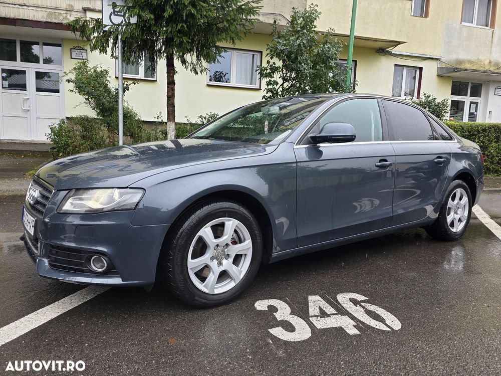 Audi A4 - 1