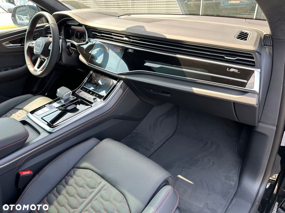 Audi RS Q8 - 31