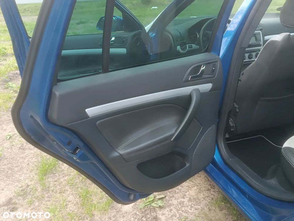 Skoda Octavia 2.0 TFSI RS - 13