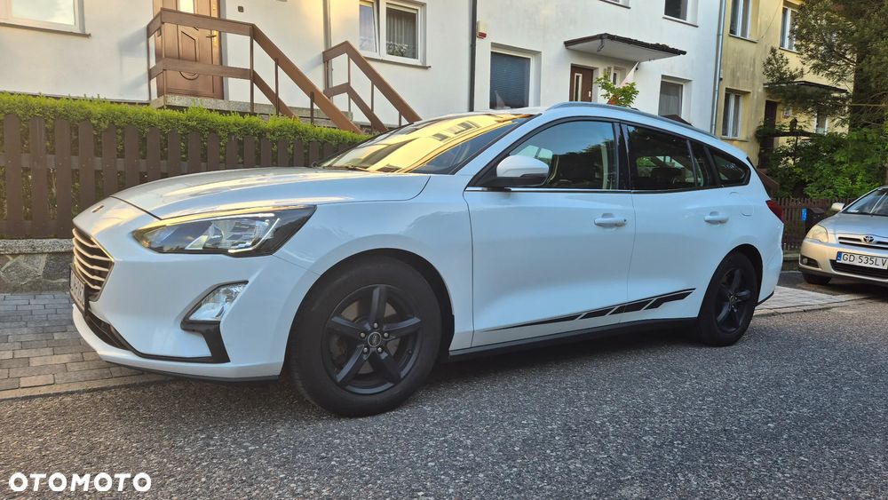 Ford Focus 1.5 EcoBlue Start-Stopp-System COOL&CONNECT - 2
