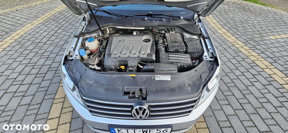 Volkswagen Passat 2.0 TDI Comfortline - 25