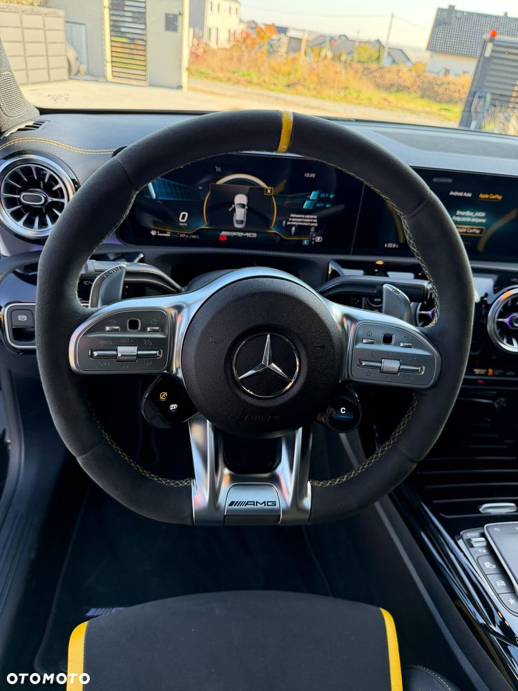 Mercedes-Benz CLA - 11