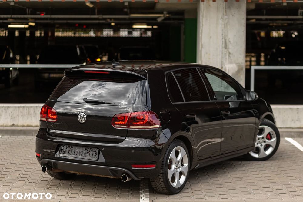 Volkswagen Golf 2.0 TSI GTI - 21