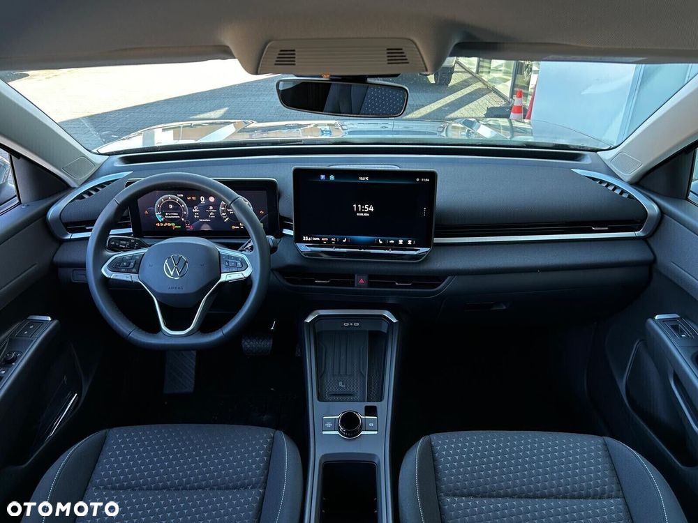 Volkswagen T-Roc - 8
