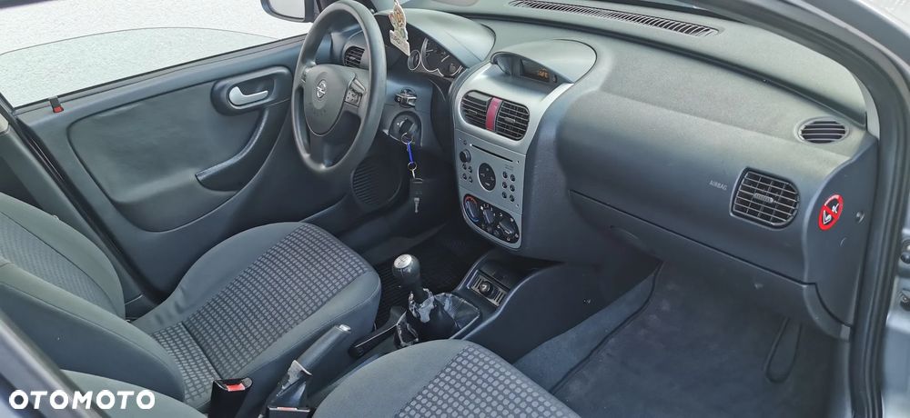 Opel Corsa 1.2 16V Enjoy - 5