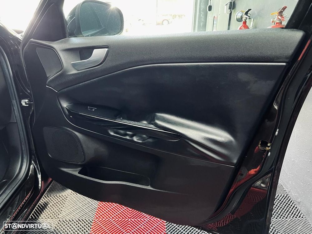 Alfa Romeo Giulietta 1.6 JTDM Distinctive - 35