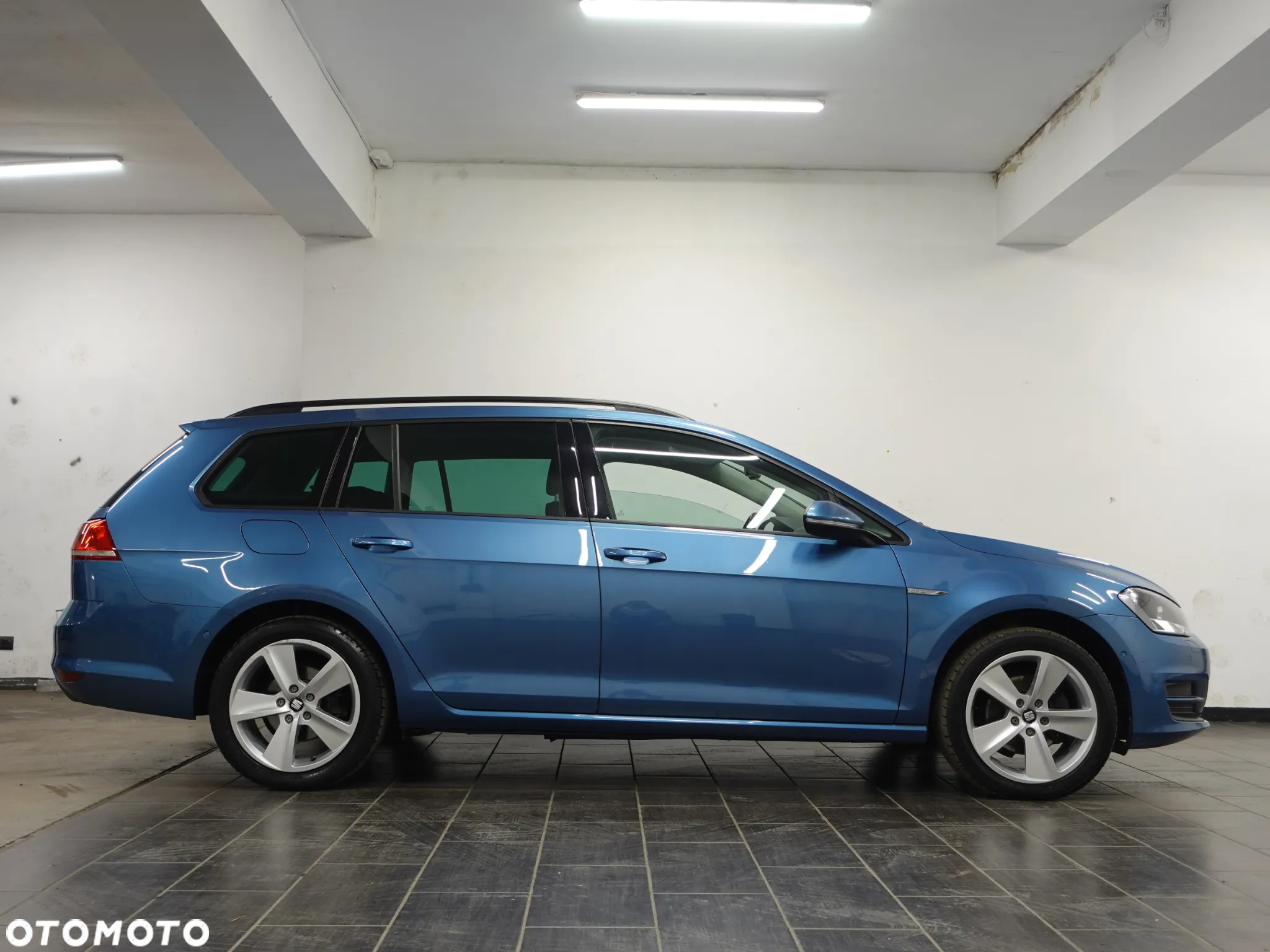 Volkswagen Golf 1.6 TDI 4Motion BlueMotion Technology Cup - 11