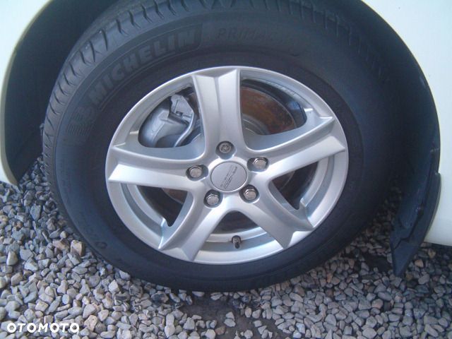 Toyota Auris - 20