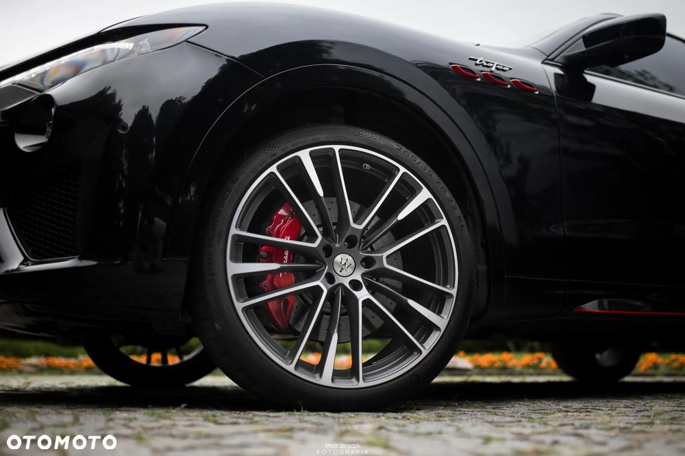 Maserati Levante Trofeo - 11