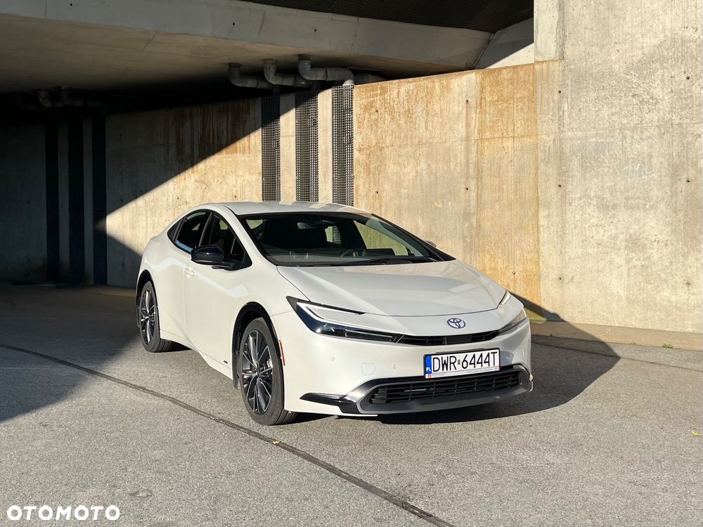 Toyota Prius - 1