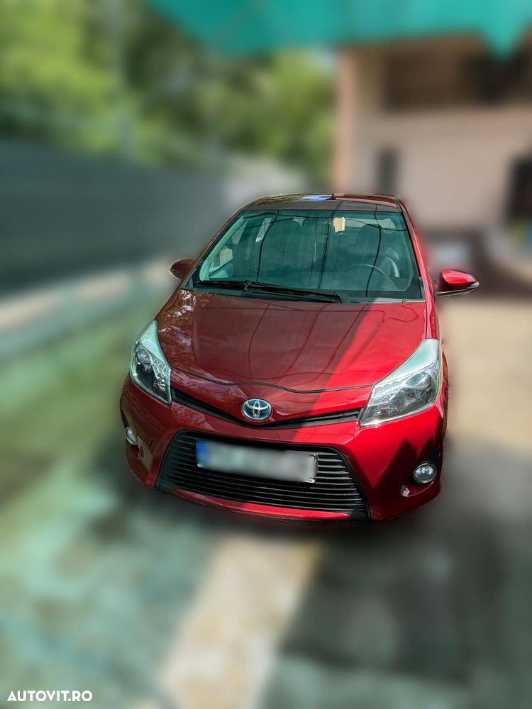Toyota Yaris 1.5 VVT-i HSD Sol - 3