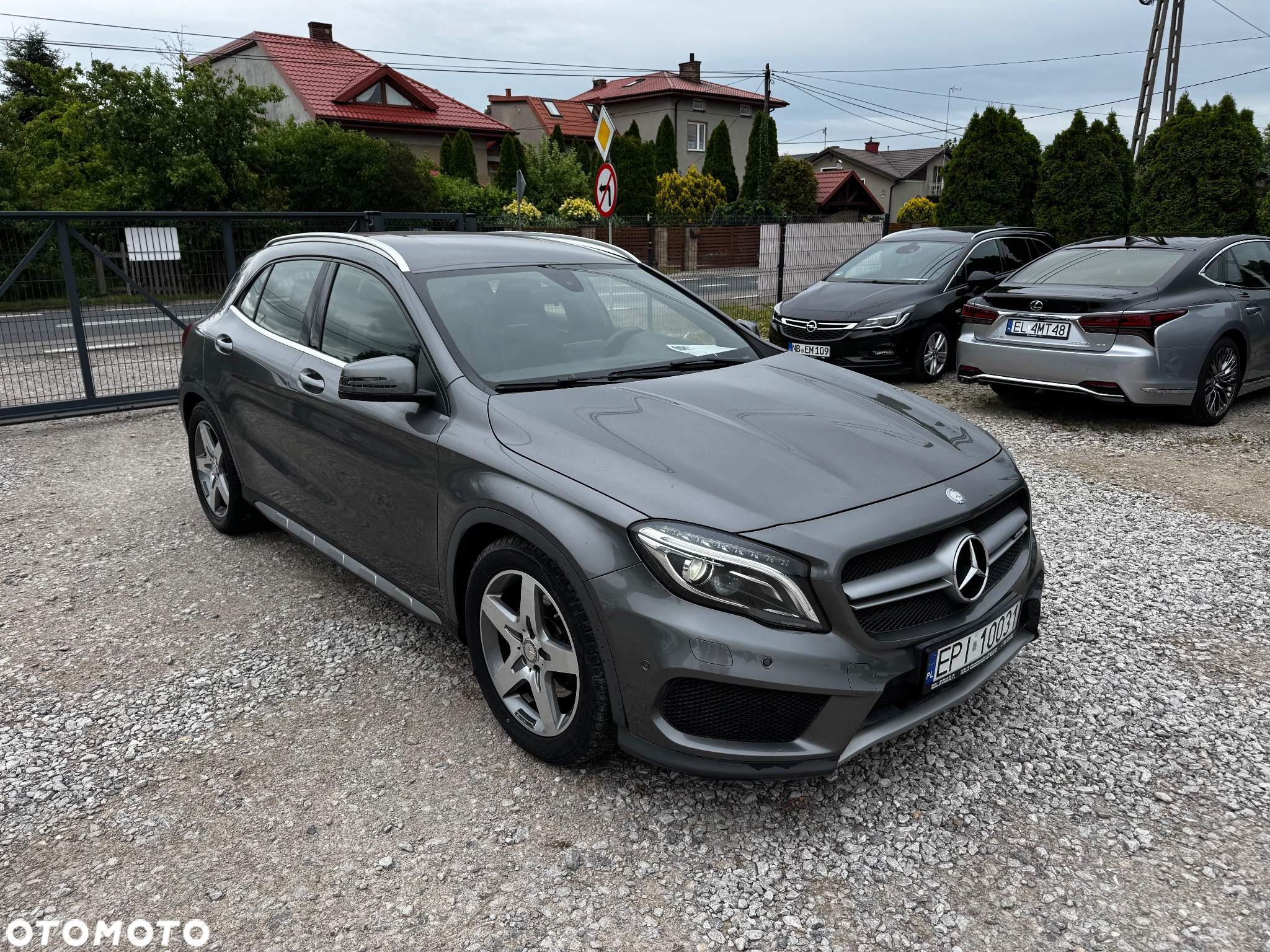 Mercedes-Benz GLA 250 AMG Line - 17