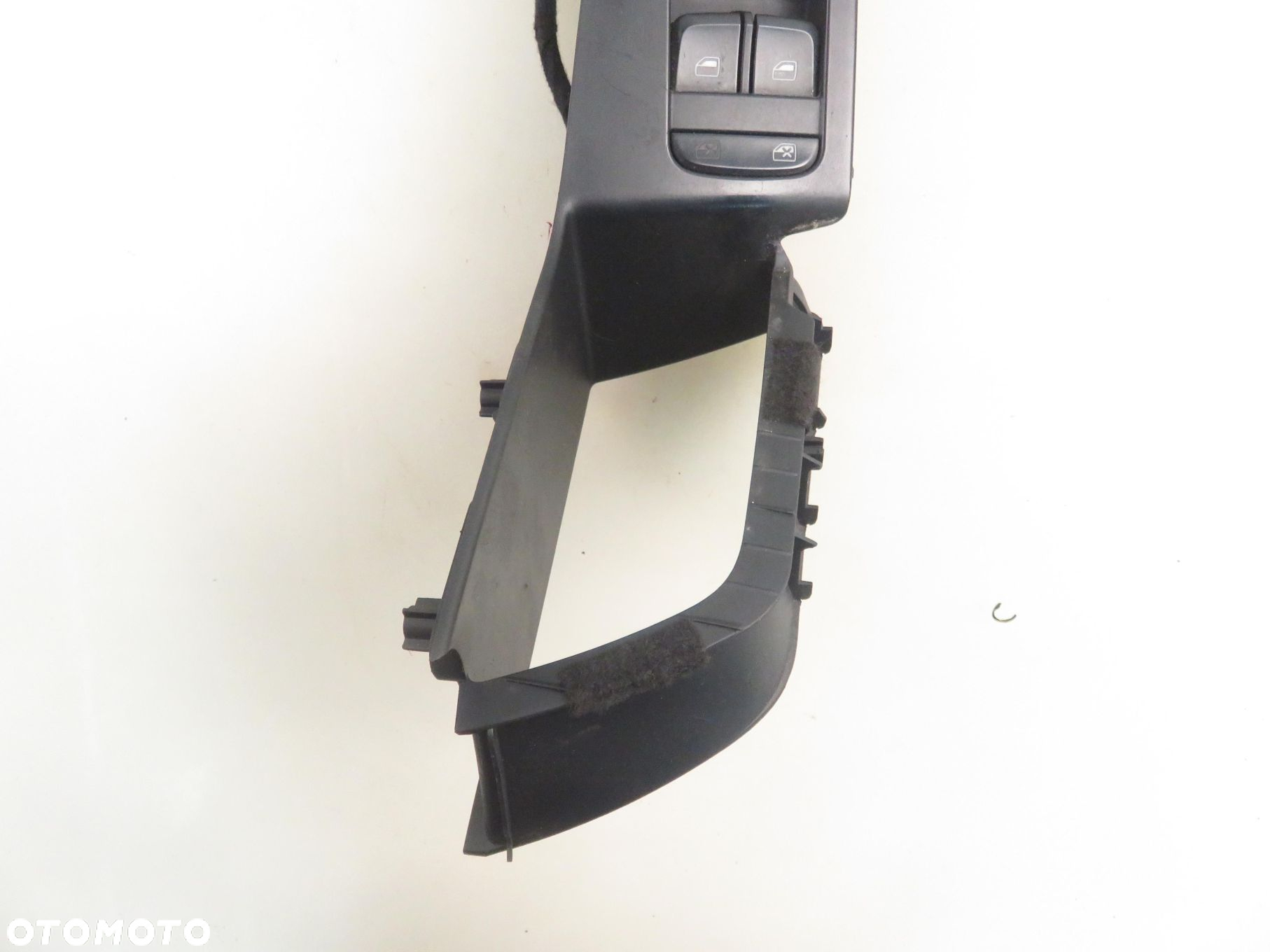 PANEL SZYB AUDI A4 B8  8K1867171D 8K1867171E - 11