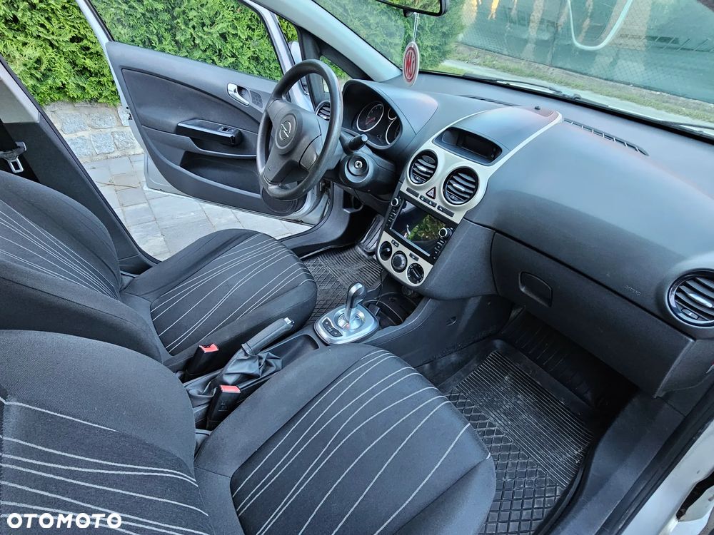 Opel Corsa - 18