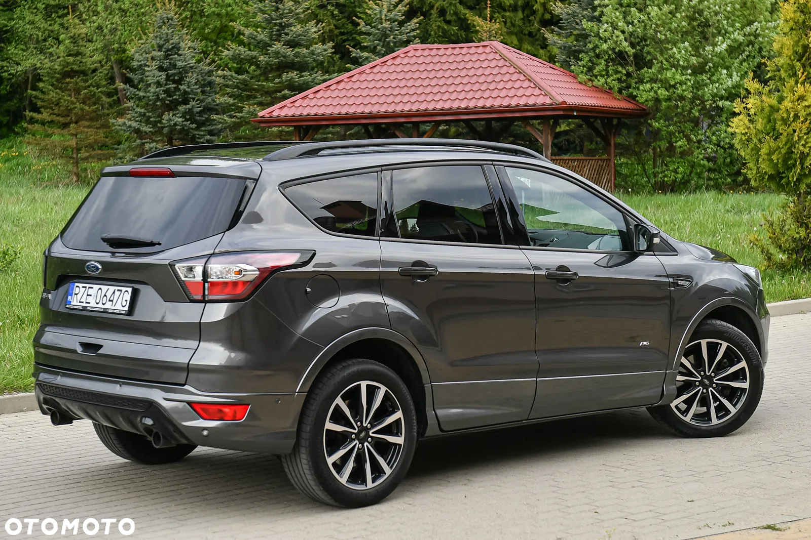 Ford Kuga - 8