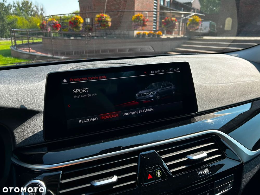 BMW Seria 5 530e iPerformance Luxury Line - 23