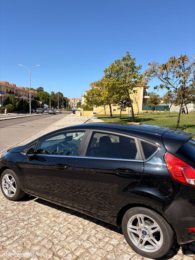 Ford Fiesta 1.6 TDCi Titanium - 8