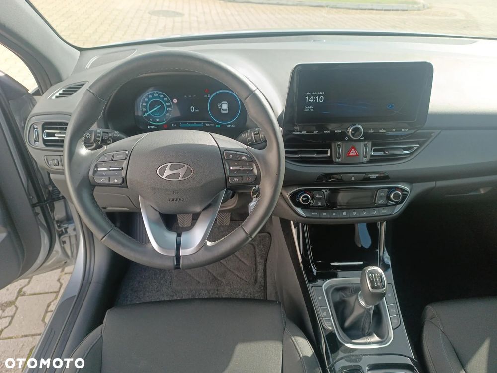 Hyundai i30 1.5 T-GDI 48V Smart - 12