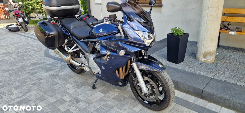 Suzuki Bandit - 12