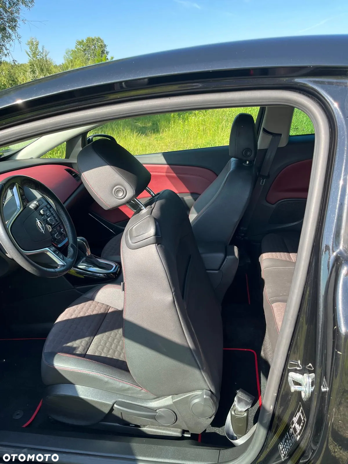Opel Astra IV GTC 1.4 T Sport - 5