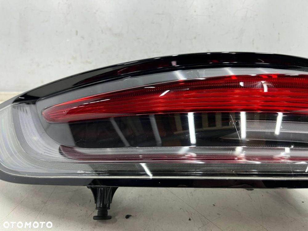 Lampa Porsche Macan I 95b LIFT 18r.- LEWA tylna w błotnik ORYGINALNA lewy tył Europa 95b945091l - 7