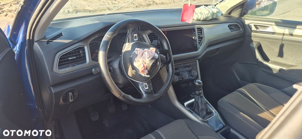 Volkswagen T-Roc - 28