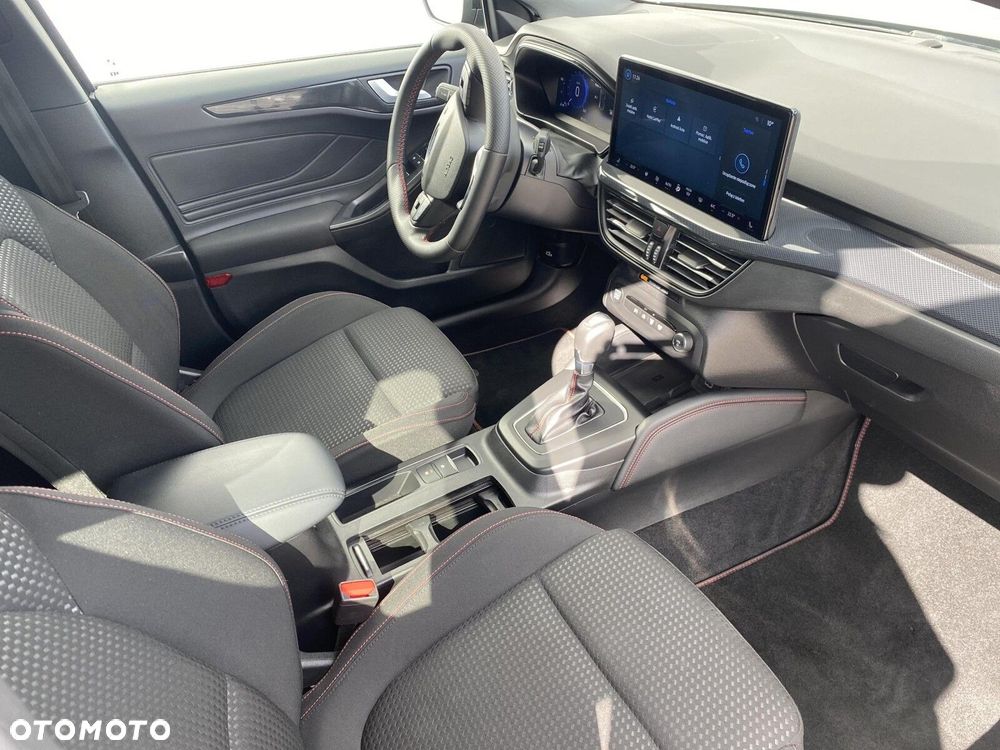 Ford Focus - 24
