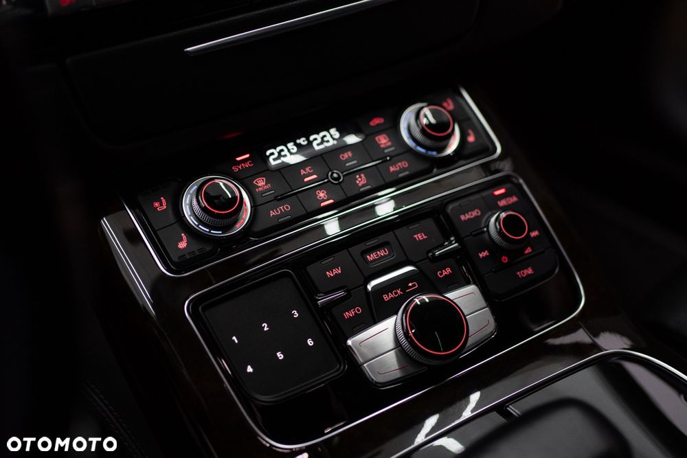 Audi A8 4.0 TFSI Quattro tiptronic - 22