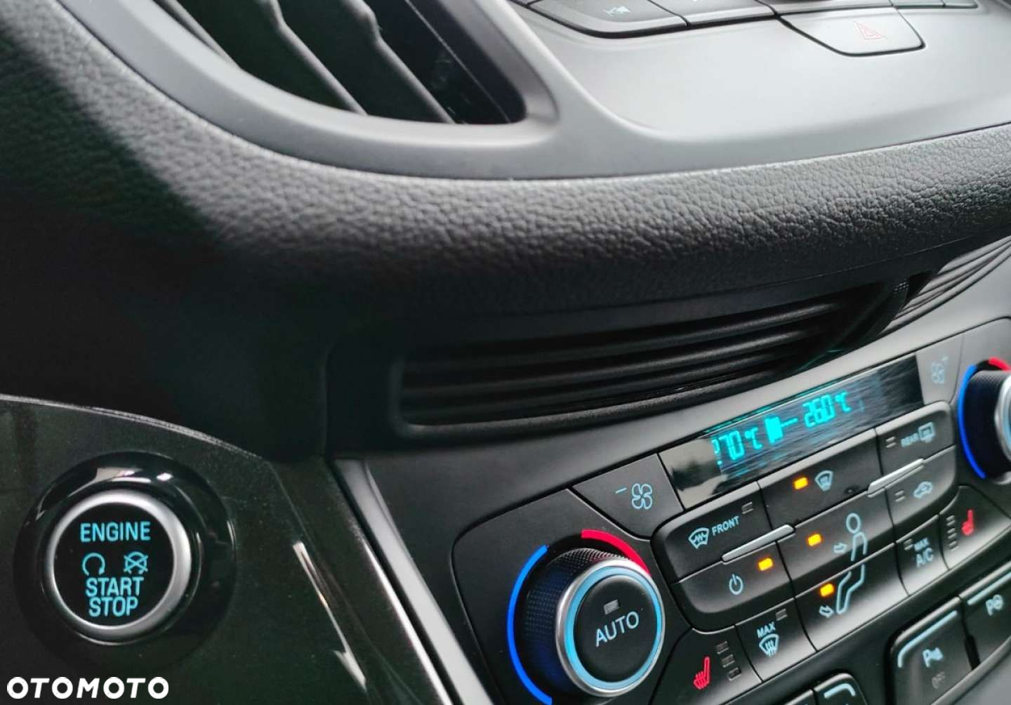 Ford Kuga - 21
