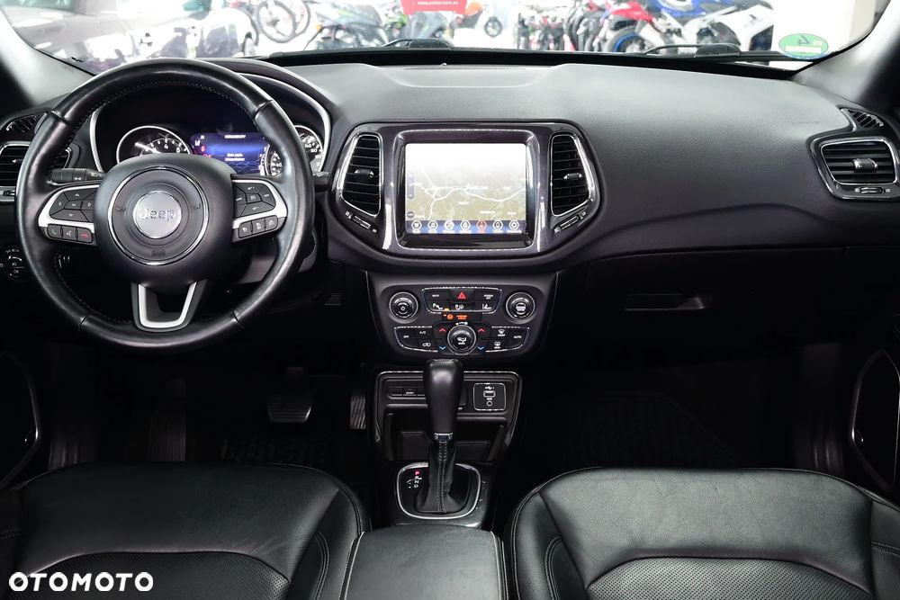 Jeep Compass 1.3 TMair Night Eagle FWD S&S DDCT - 20