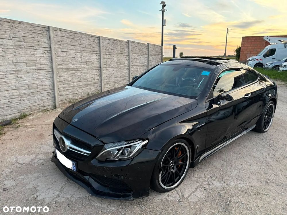 Mercedes-Benz Klasa C AMG 63 S - 40