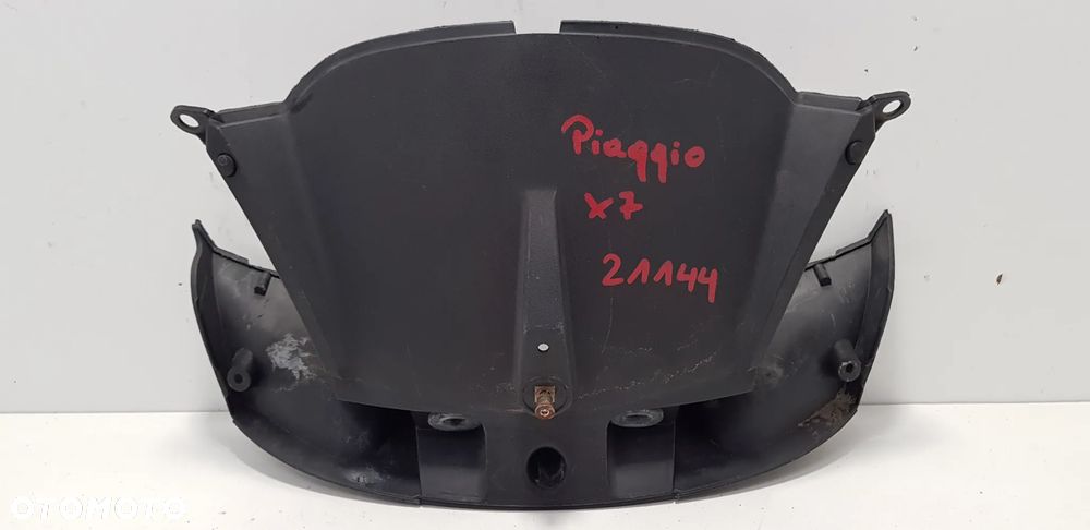 Piaggio X7 125 Podszybie Osłona Owiewka Przód - 1