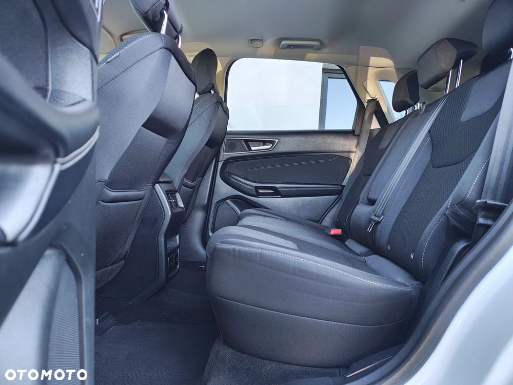 Ford Edge 2.0 TDCi 4x4 Titanium - 35