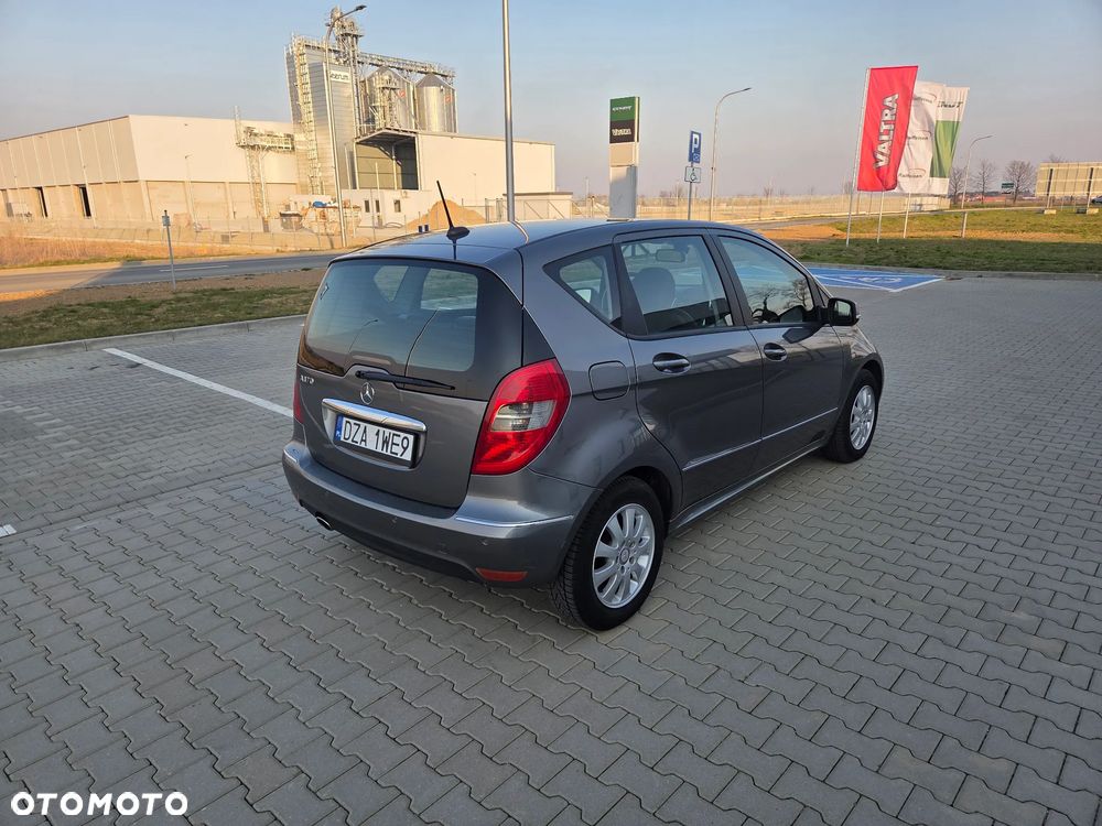 Mercedes-Benz Klasa A 170 BlueEFFICIENCY Avantgarde - 6