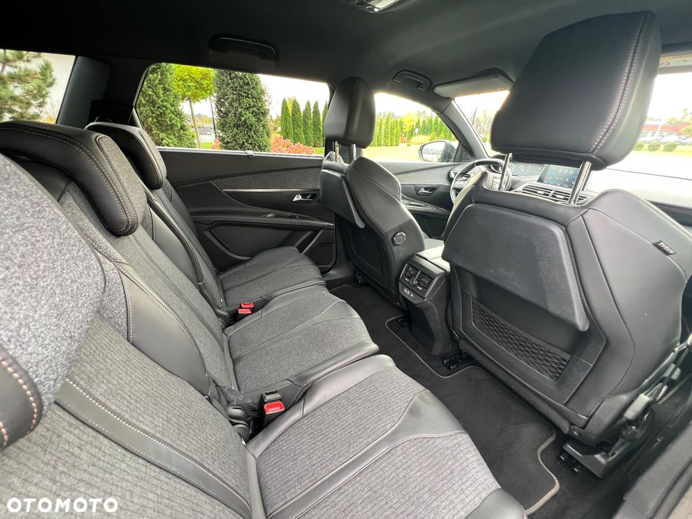 Peugeot 5008 - 19