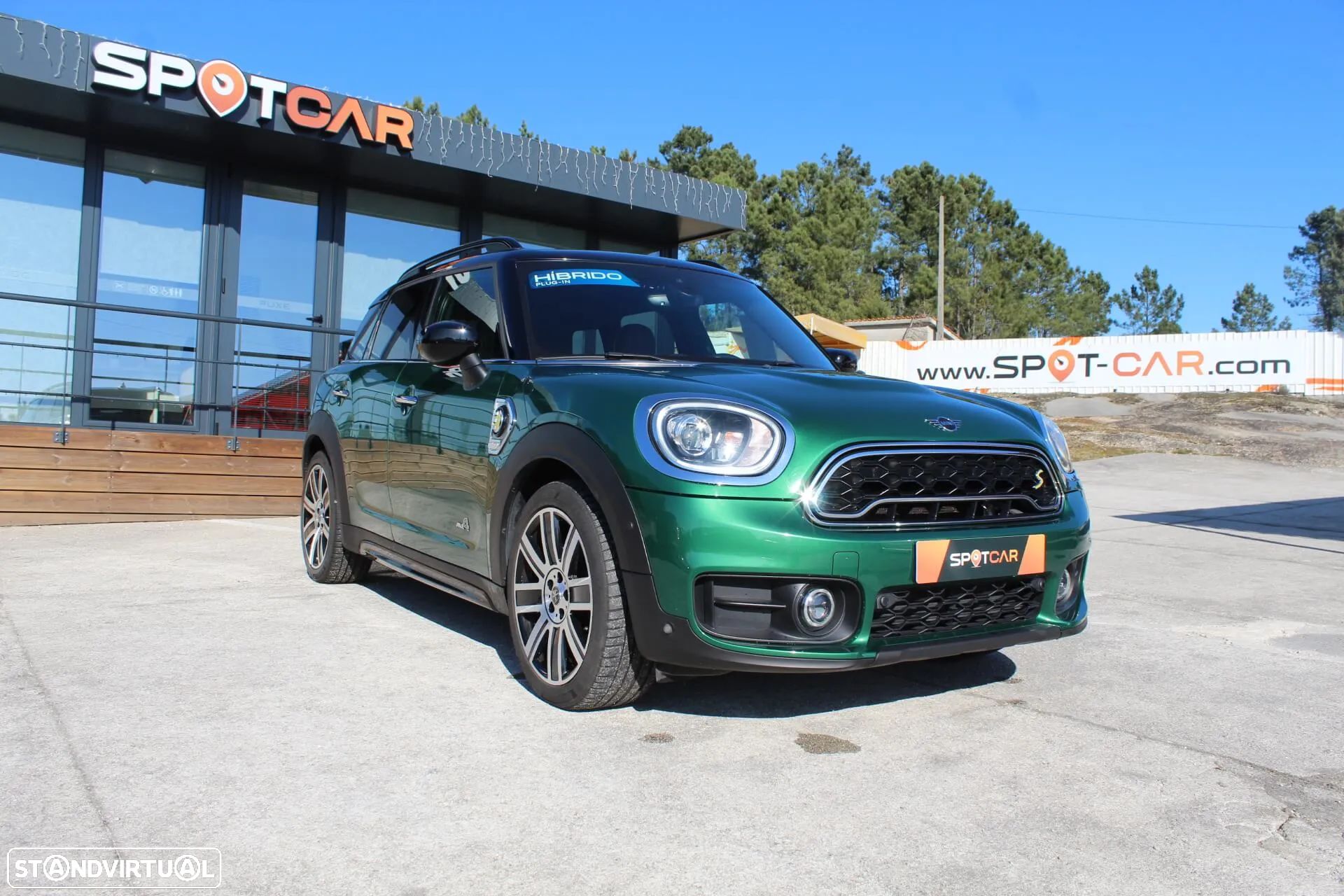 MINI Countryman Cooper SE ALL4 Auto - 1