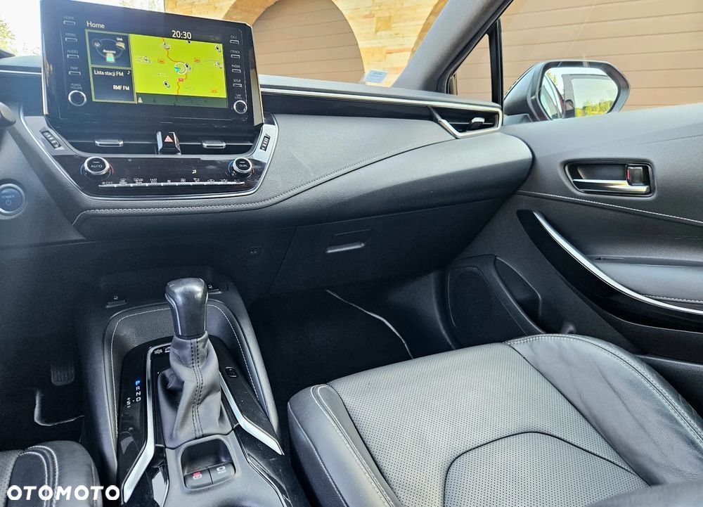 Toyota Corolla - 21