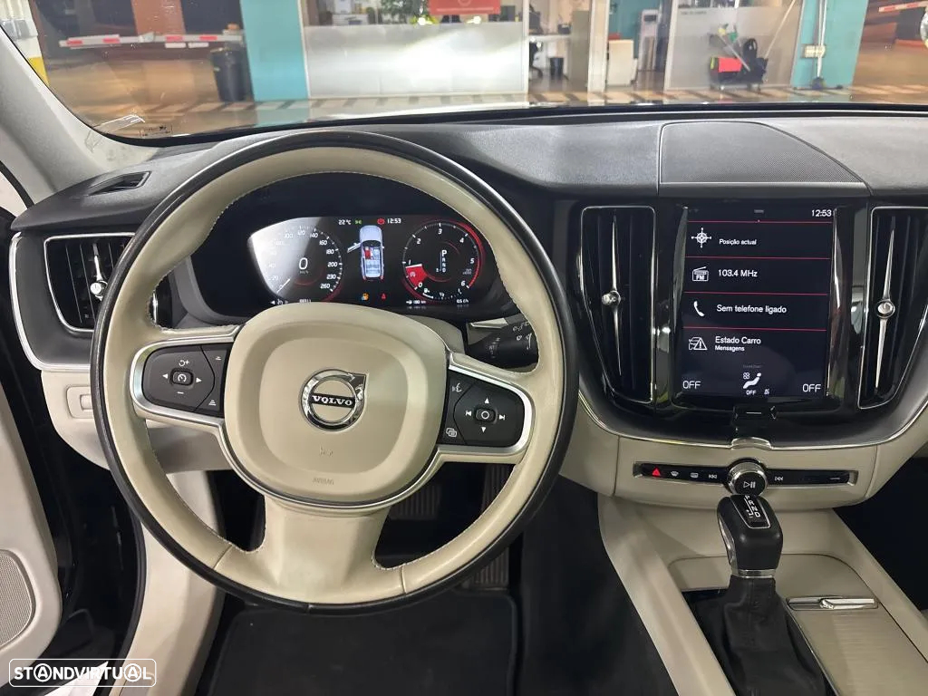 Volvo XC 60 2.0 D4 Momentum Plus Geartronic - 9