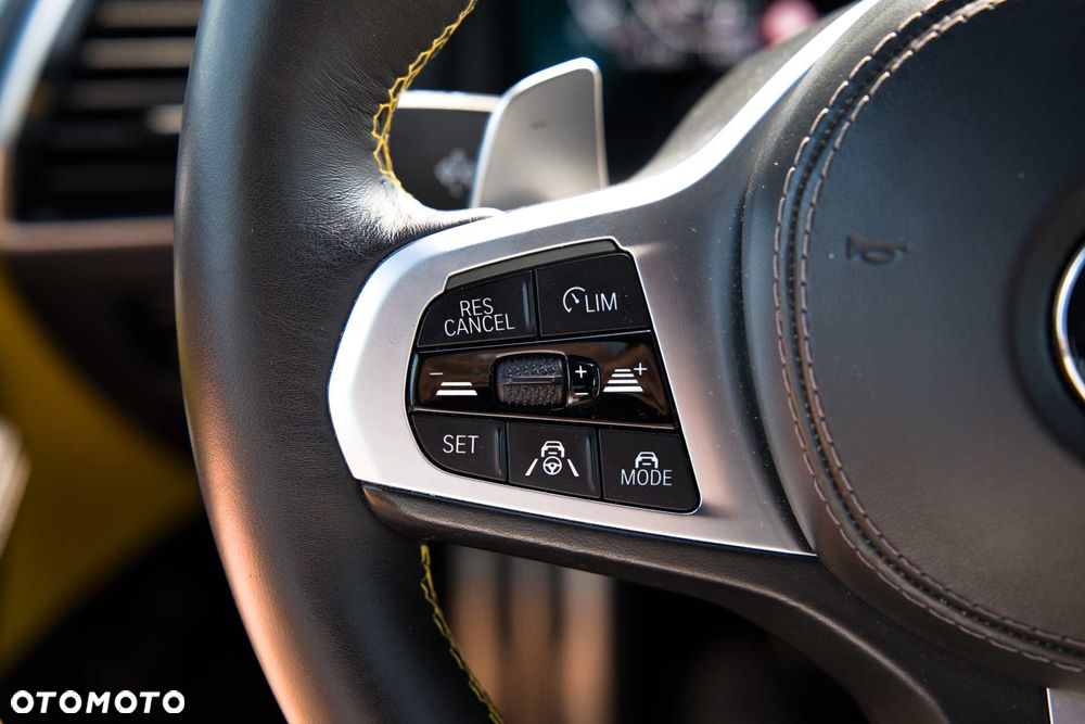 BMW Seria 8 - 20