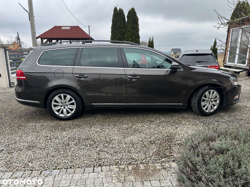 Volkswagen Passat 2.0 TDI Comfortline - 10