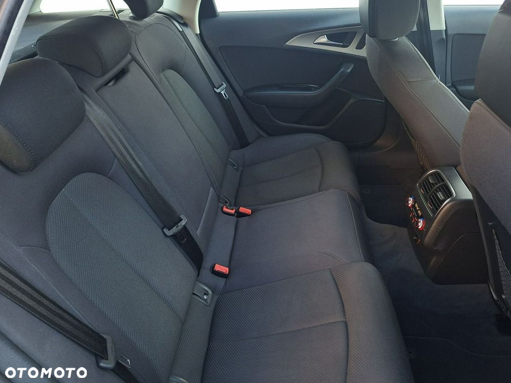 Audi A6 Avant - 10