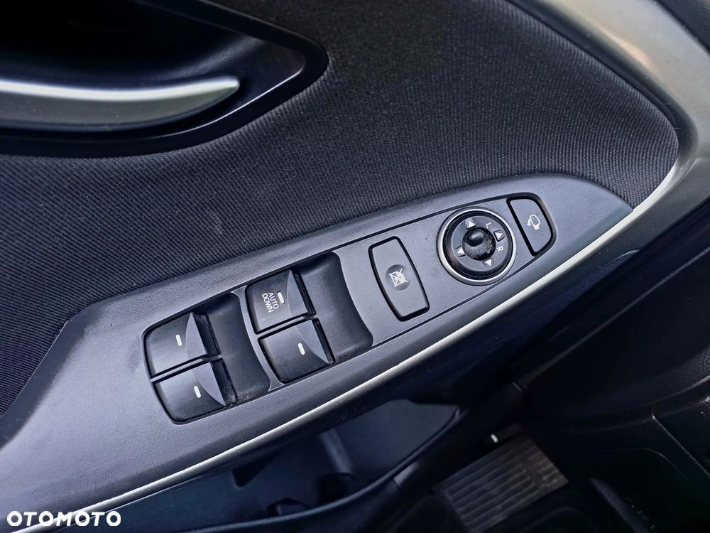 Hyundai i30 1.6 GDI Premium - 13