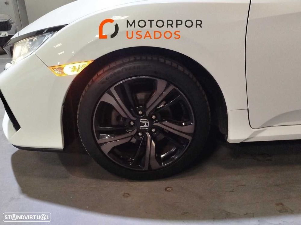 Honda Civic 1.0 i-VTEC Executive Premium - 11