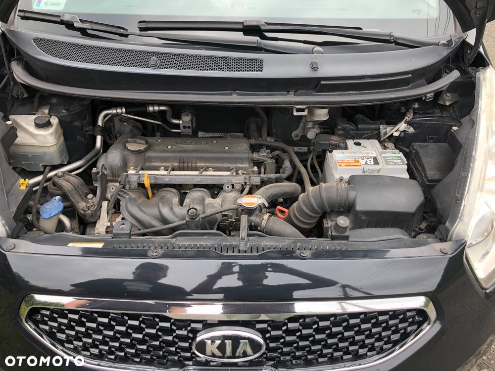 Kia Venga - 4
